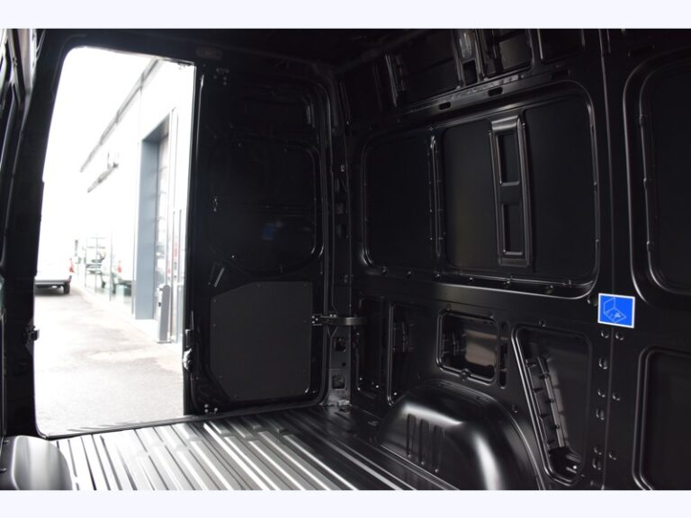 Mercedes Sprinter 319 CDI 37S / – 12m3 54 990€ HT - Image 18 (July 7, 2026)