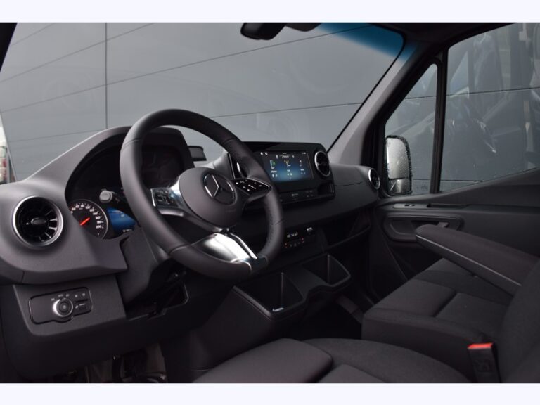 Mercedes Sprinter 319 CDI 37S / – 12m3 54 990€ HT - Image 05 (July 7, 2026)