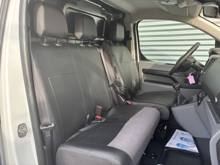 Peugeot Expert 2.0L 120ch Asphalt Standard 18 990€ HT - Image 19 (July 7, 2026)