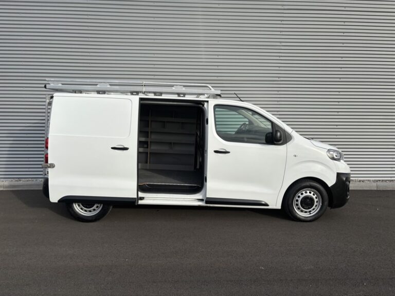 Peugeot Expert 2.0L 120ch Asphalt Standard 18 990€ HT - Image 09 (July 7, 2026)