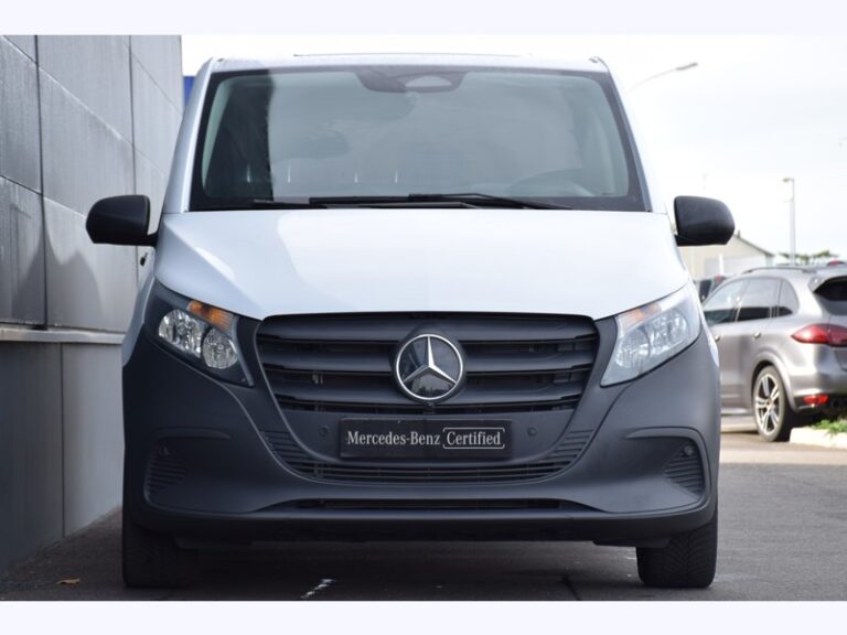 Mercedes Vito Fourgon 116 CDI Long / L2 – 33 990 € HT - Image 02 (July 7, 2026)