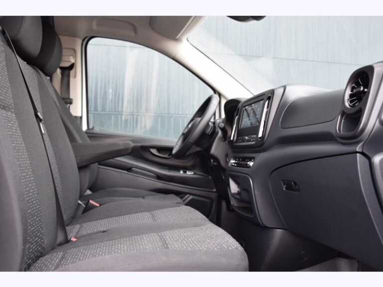 Mercedes Vito Fourgon 116 CDI Long / L2 – 33 990 € HT - Image 04 (July 7, 2026)