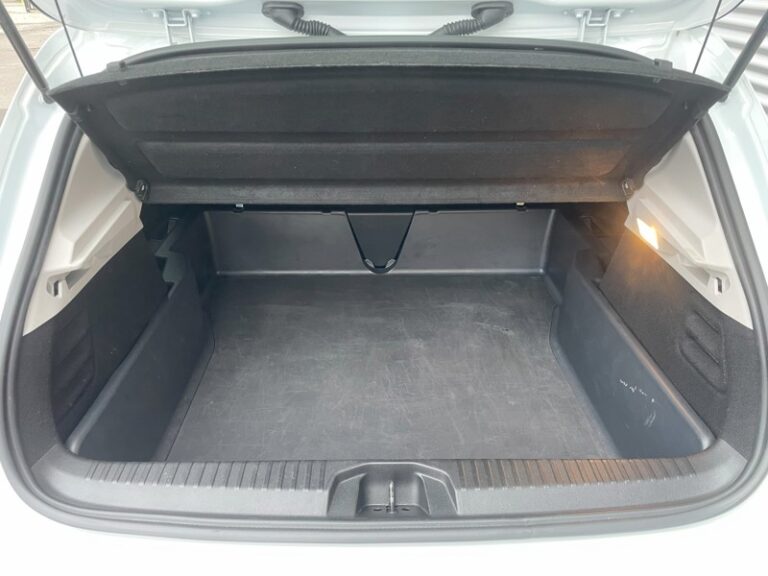 Renault Clio 1.5L 100ch Air Nav 8 575€ HT - Image 06 (July 7, 2026)