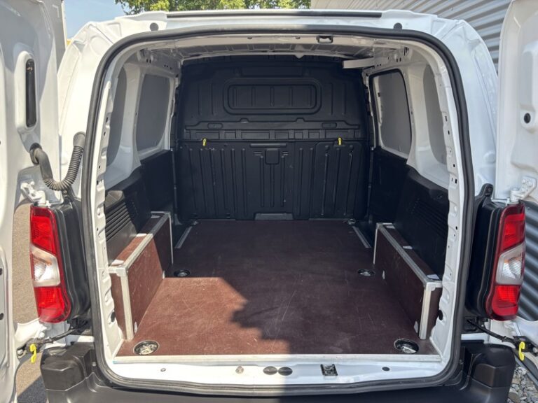 Peugeot Partner 1.5L 100ch M 1000Kg - Image 07 (July 7, 2026)
