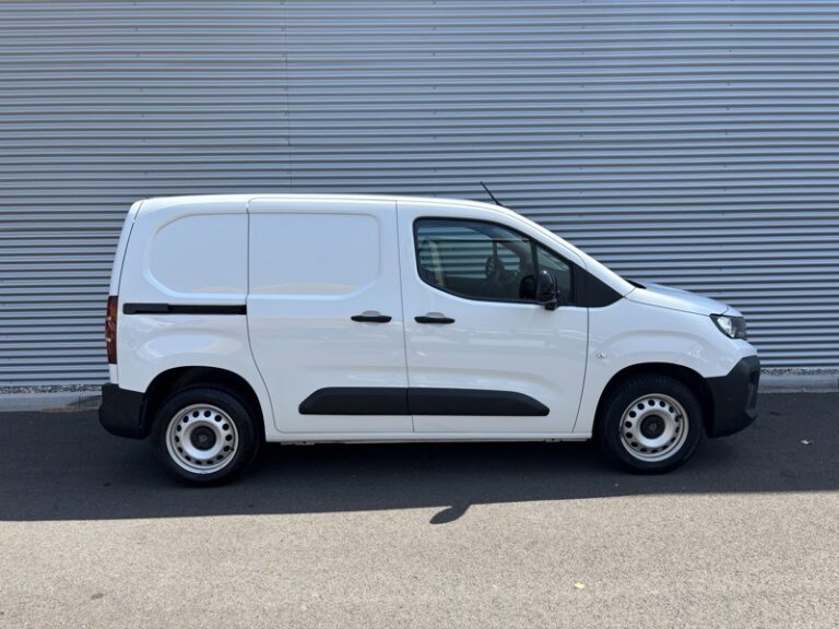 Peugeot Partner 1.5L 100ch M 1000Kg - Image 08 (July 7, 2026)