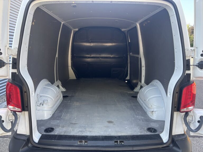 Volkswagen Transporter T6.1 2.0L 150ch DSG7 Business Line - Image 06 (July 7, 2026)
