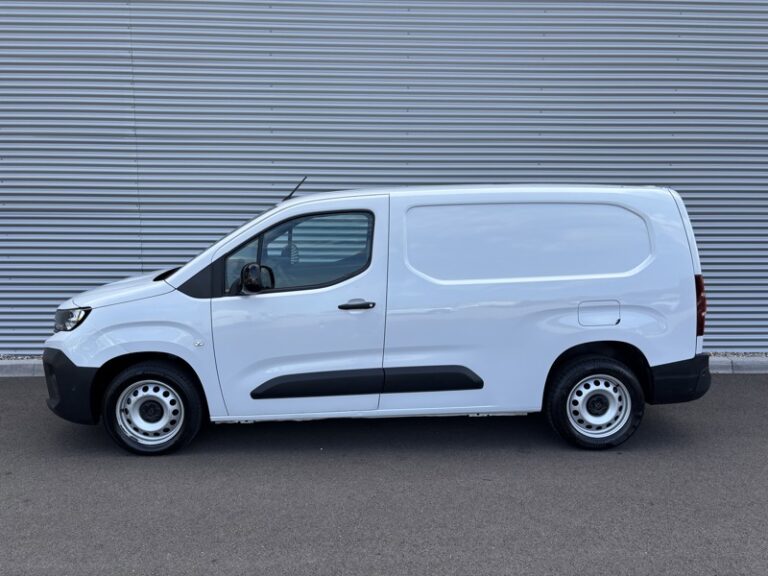 Peugeot Partner 1.5L 100ch XL 950Kg - Image 03 (July 7, 2026)