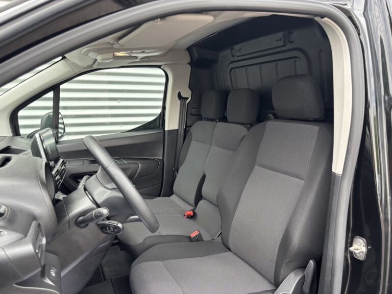 Citroën Berlingo 1.5L 130ch Club XL 950Kg 13 325€ HT - Image 10 (July 7, 2026)