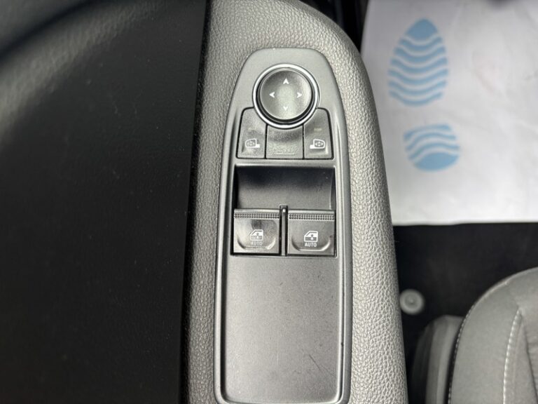 Renault Clio société 1.5L 100ch Air Nav 9 400€ HT - Image 18 (July 7, 2026)