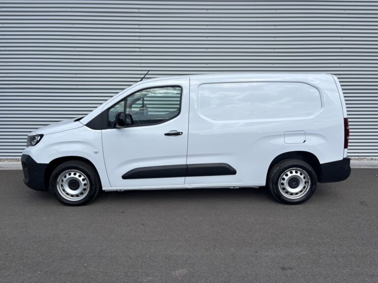 Peugeot Partner 1.5L 100ch Pack Premium Connect XL 950Kg 14 575€ - Image 03 (July 7, 2026)