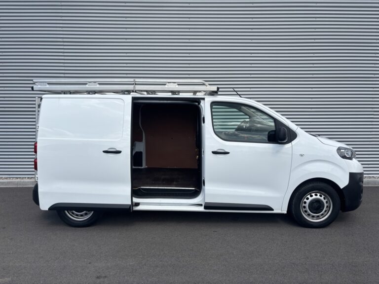 Peugeot Expert 1.5L 120ch Asphalt Standard 14 990€ HT - Image 08 (July 7, 2026)