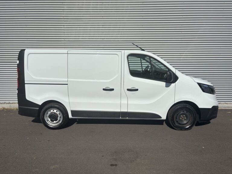 Renault Trafic 2.0L 130ch 3T Grand Confort 18 325€ HT - Image 11 (July 7, 2026)