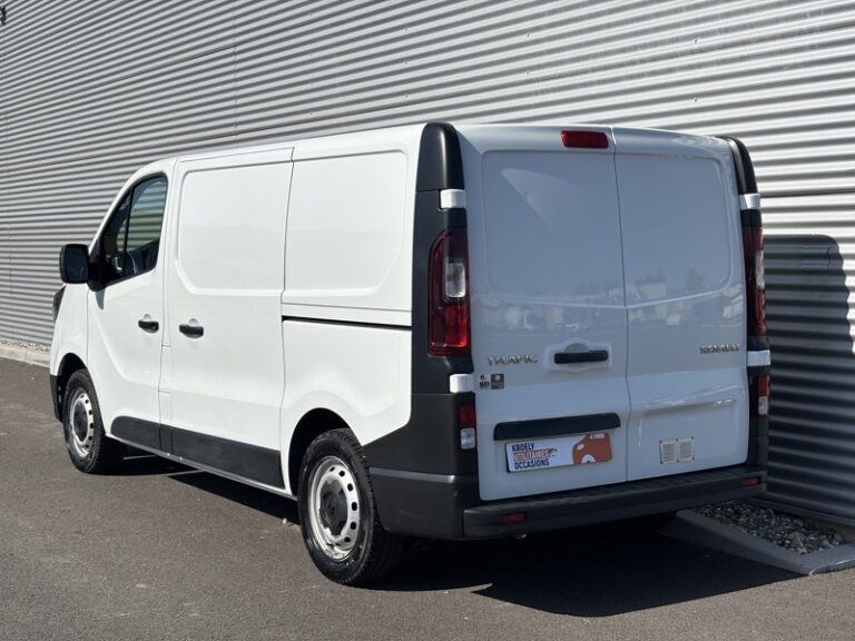 Renault Trafic 2.0L 130ch 3T Grand Confort 18 325€ HT - Image 05 (July 7, 2026)