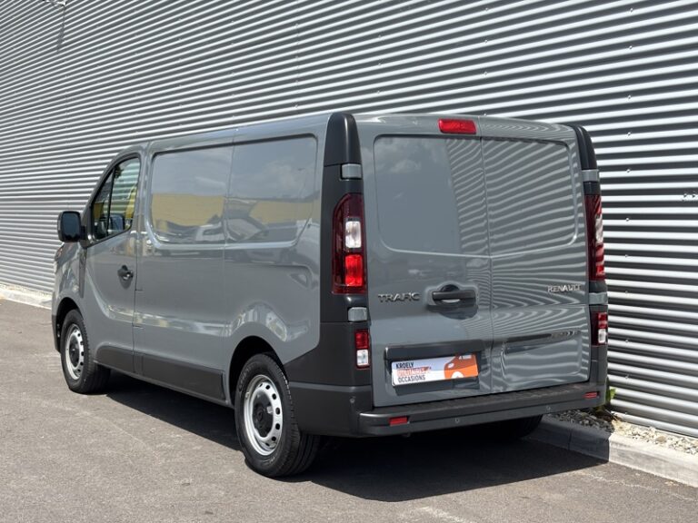 Renault Trafic 2.0L 150ch BVA6 2T8 Grand Confort - Image 04 (July 7, 2026)