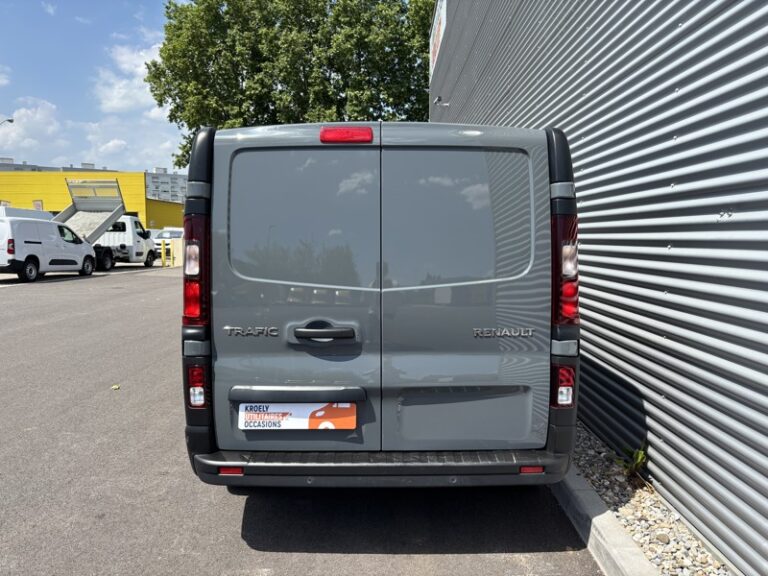 Renault Trafic 2.0L 150ch BVA6 2T8 Grand Confort - Image 05 (July 7, 2026)