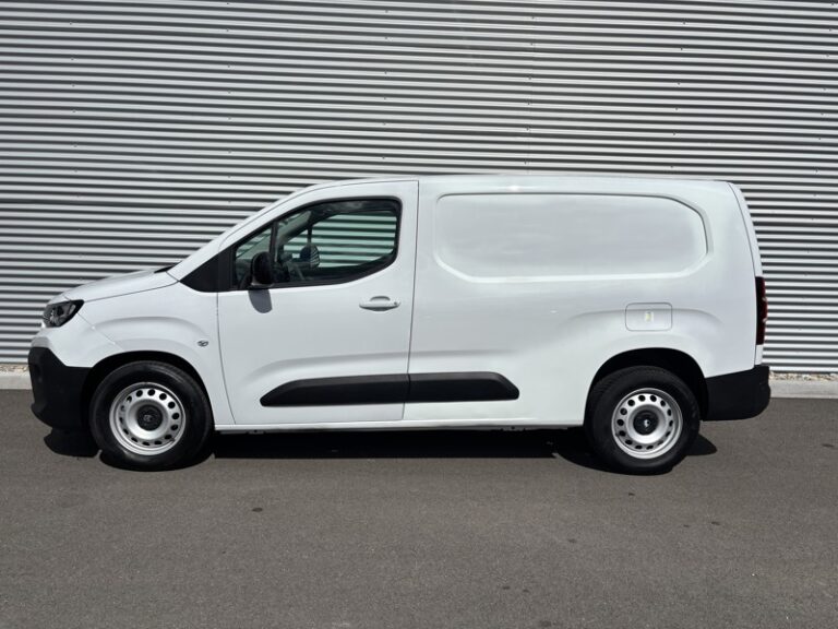 Citroën Berlingo 1.5L 100ch Pack Premium Connect XL 16 490€ HT - Image 03 (July 7, 2026)