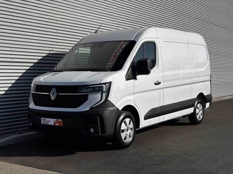 Renault Master 2.0L 130ch 3,5t Extra 28 740€ HT - Image 03 (July 7, 2026)
