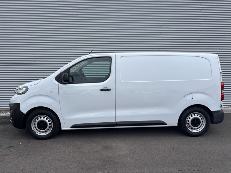 Peugeot Expert 1.5L 120ch Asphalt Standard 16 400€ HT - Image 03 (July 7, 2026)