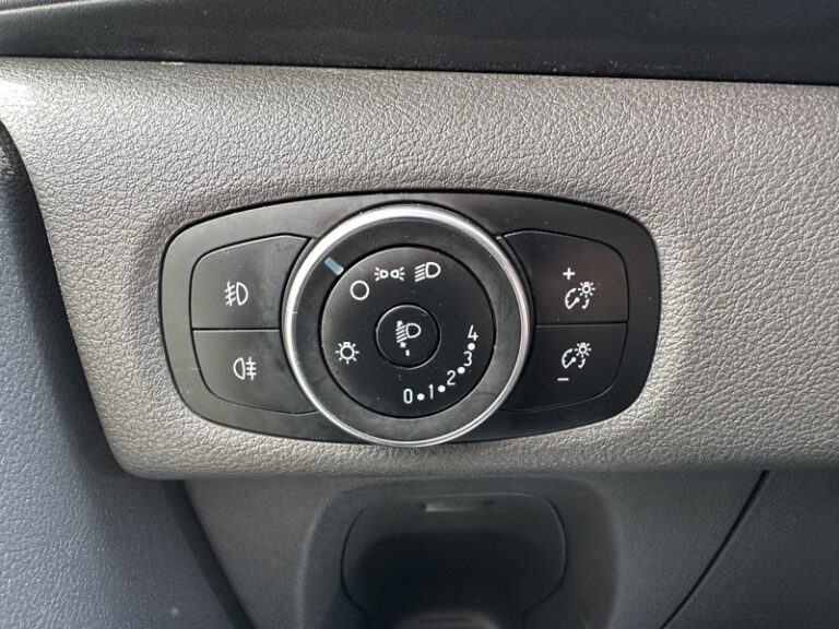 Ford Transit Custom cabine approfondie 2.0L 130ch 320 Trend Business 24 160€ HT - Image 18 (July 7, 2026)