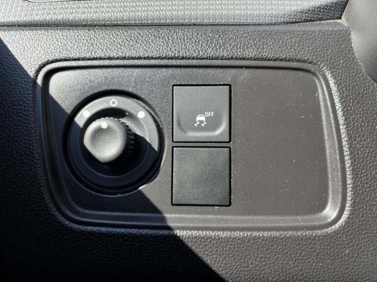 Renault Express 1.5L 95 ch Confort 12 160€ HT - Image 15 (July 7, 2026)