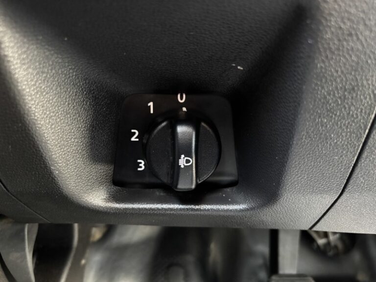 Renault Express 1.5L 95 ch Confort 12 160€ HT - Image 16 (July 7, 2026)