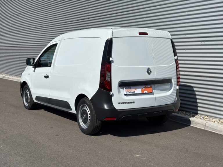 Renault Express 1.5L 95 ch Confort 12 160€ HT - Image 04 (July 7, 2026)