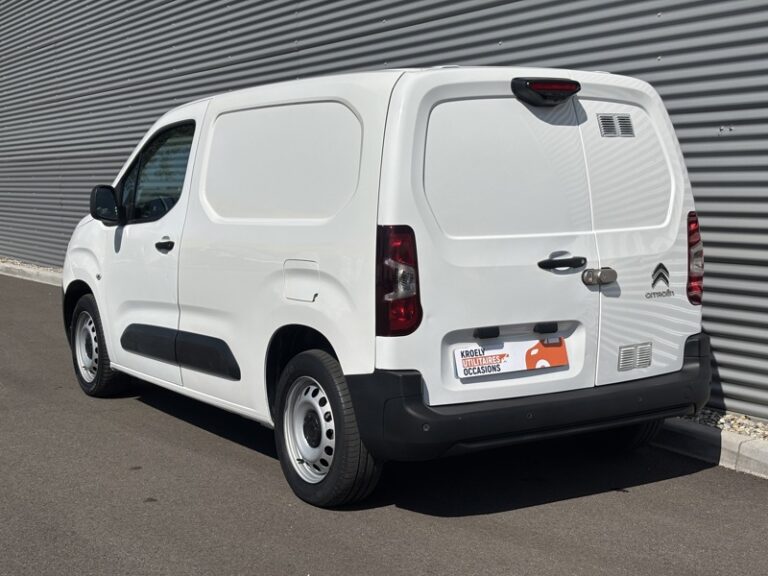 Citroën Berlingo 1.5L 130ch EAT8 Driver M 650Kg 13 740€ HT - Image 04 (July 7, 2026)