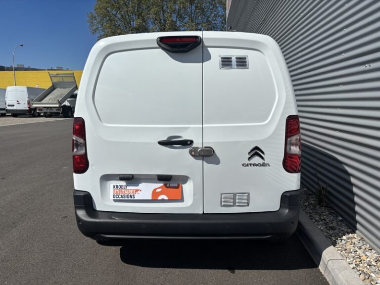 Citroën Berlingo 1.5L 130ch EAT8 Driver M 650Kg 13 740€ HT - Image 05 (July 7, 2026)