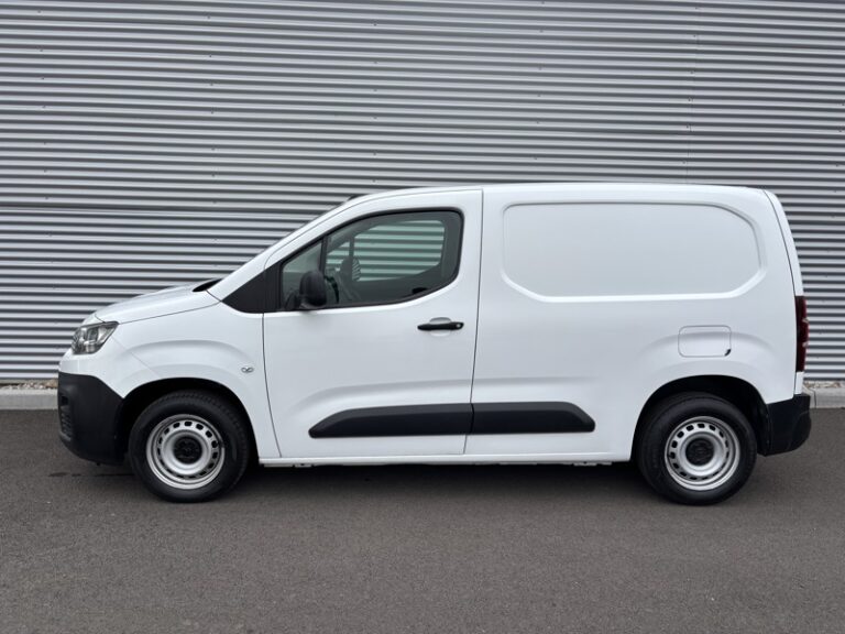 Citroën Berlingo 1.5L 100ch Driver M 650KG 11 490€ HT - Image 03 (July 7, 2026)