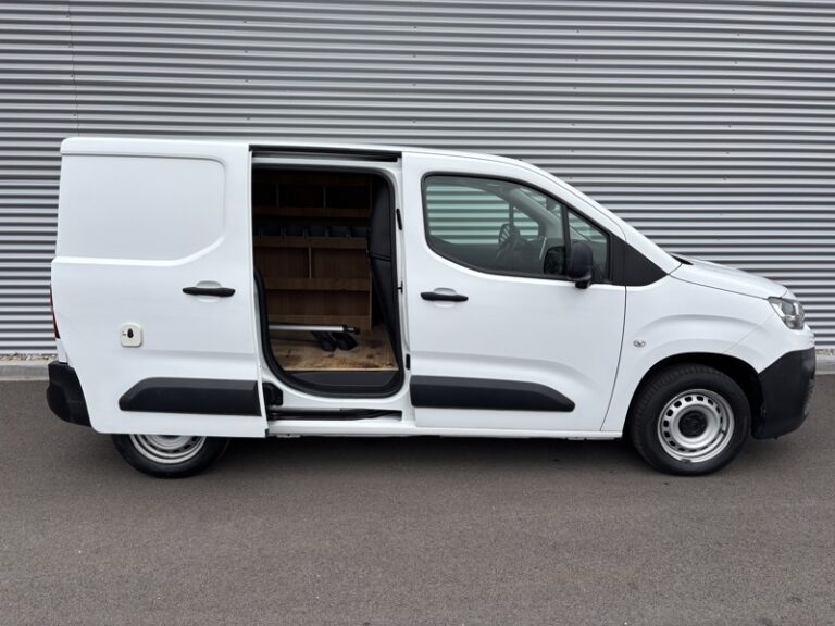 Citroën Berlingo 1.5L 100ch Driver M 650KG 11 490€ HT - Image 09 (July 7, 2026)