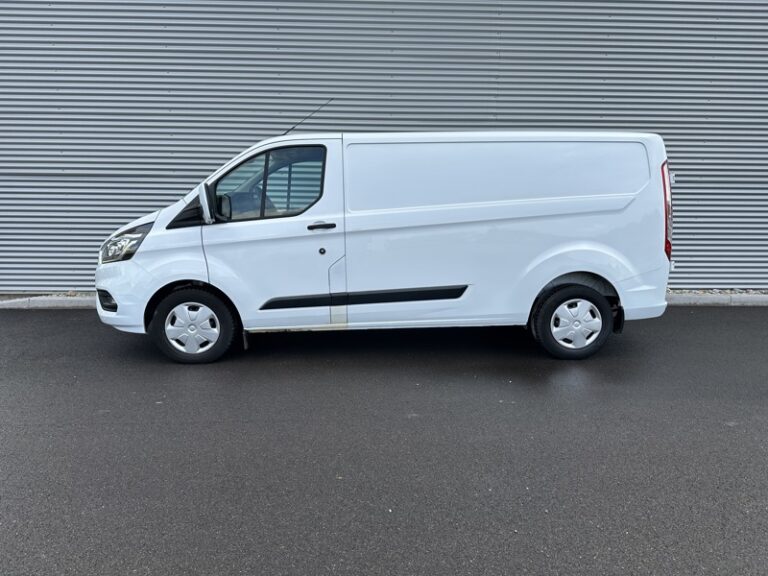 Ford Transit Custom 2.0L 130ch 320 Trend Business 19 660€ HT - Image 03 (July 7, 2026)