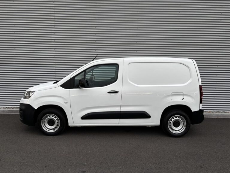Citroën Berlingo 1.5L 100ch Driver M 650Kg 12 075€ HT - Image 03 (July 7, 2026)