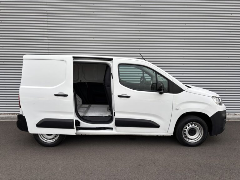 Citroën Berlingo 1.5L 100ch Driver M 650Kg 12 075€ HT - Image 08 (July 7, 2026)