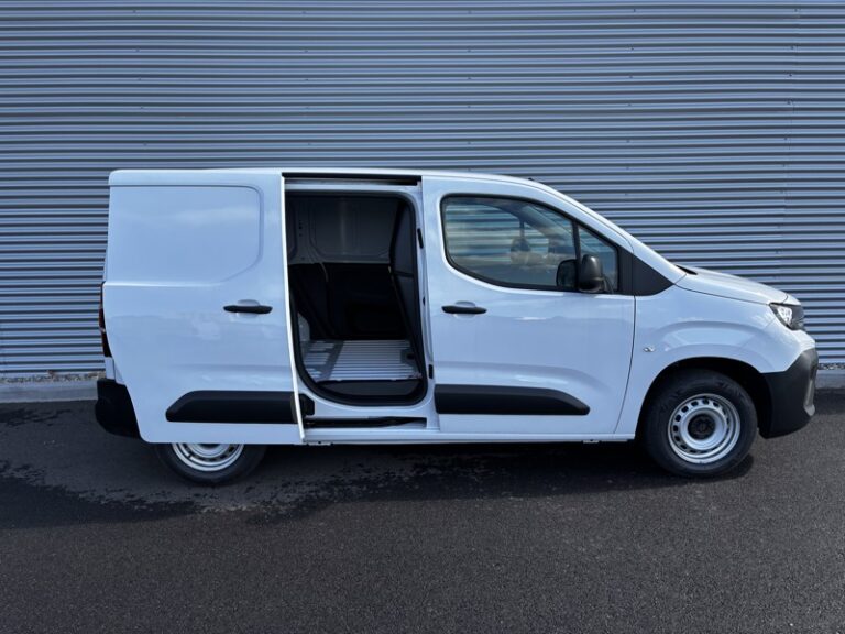 Peugeot Partner 1.5L 100ch Base M 650kg 17 000€ HT - Image 09 (July 7, 2026)