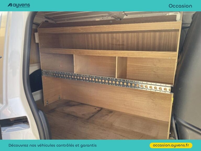 Citroën Berlingo Van XL 950kg BlueHDi 100 S&S Driver - Image 11 (July 7, 2026)