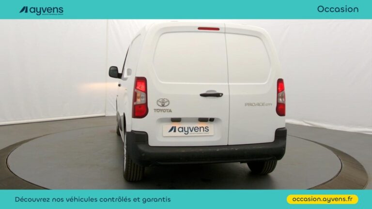 Toyota Proace City Medium 100 D-4D Business - Image 15 (July 7, 2026)