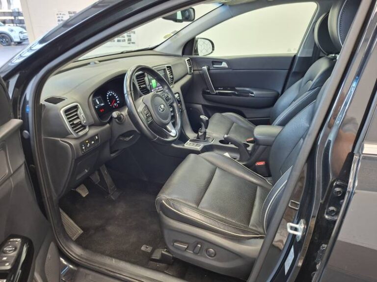 Kia Sportage 1.7 CRDi 115 ISG 4×2 Premium - Image 10 (July 7, 2026)