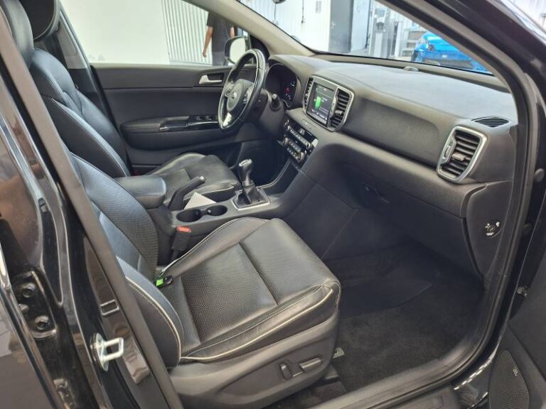 Kia Sportage 1.7 CRDi 115 ISG 4×2 Premium - Image 15 (July 7, 2026)