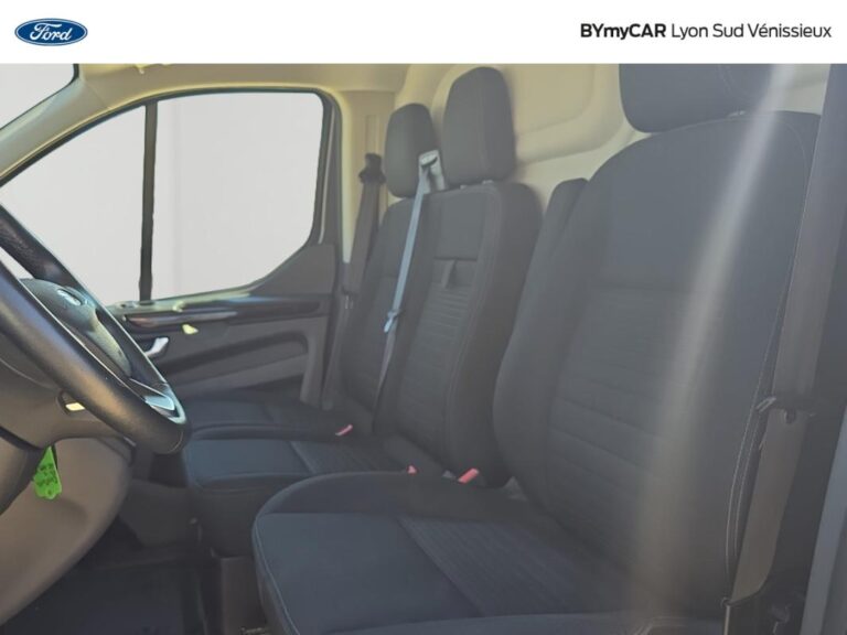 Ford Transit Custom FOURGON 280 2.0 ECOBLUE 170 S&S BVA LIMITED - Image 11 (July 7, 2026)