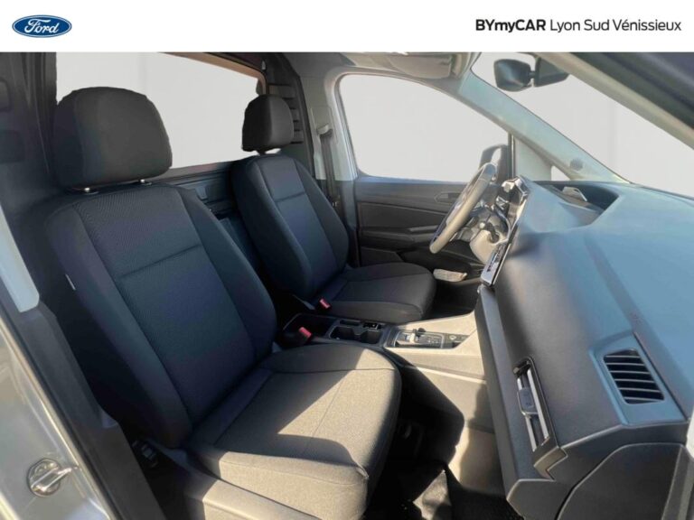 Ford Transit Connect FGN L1 1.5 ECOBOOST 150 PHEV BVA TREND - Image 18 (July 7, 2026)