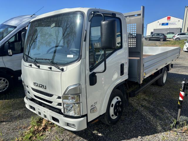 Isuzu M27 H SERIE BLEU EDITION 2026 PLATEAU LARGE - Image 01 (July 7, 2026)