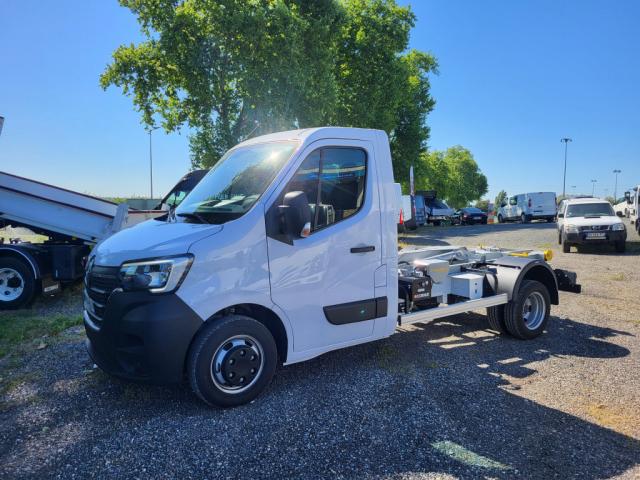Renault Master CHASSIS CABINE CC PROP RJ3500 L2 PAFC BLUE DCI 145 EURO VI CONFORT POLYBENNE CORNUT - Image 01 (July 7, 2026)