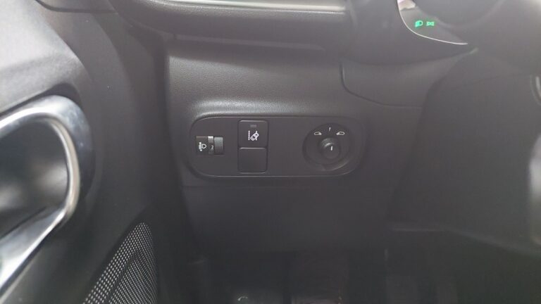 Citroën C3 Société BlueHDi 100 S&S BVM Feel - Image 20 (July 7, 2026)