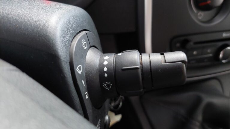 Renault Kangoo Express Extra R-Link – Blue dCi 95 - Image 16 (July 7, 2026)