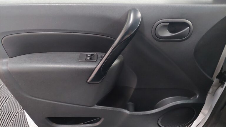 Renault Kangoo Express Extra R-Link – Blue dCi 95 - Image 19 (July 7, 2026)