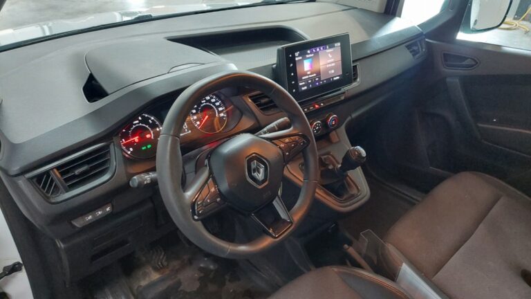 Renault Kangoo gd confort blue dci 95 – 22 - Image 09 (July 7, 2026)