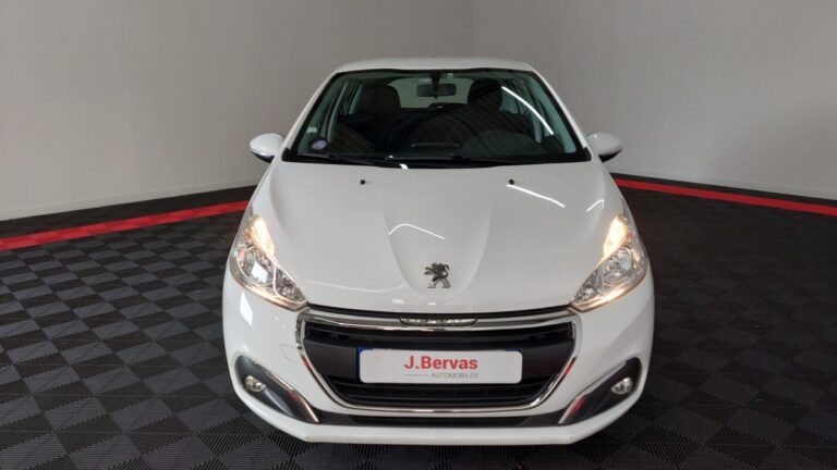 Peugeot 208 affaire Puretech 82 S&S PREMIUM PACK - Image 02 (July 7, 2026)