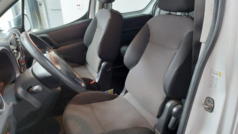 Citroën Berlingo Cabine Approfondie 1.6 BlueHDi 100 BVM Confort App. XL - Image 11 (July 7, 2026)