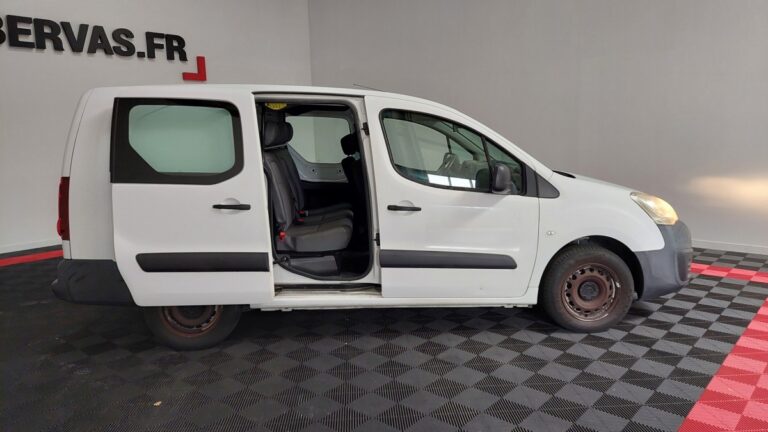 Citroën Berlingo Cabine Approfondie 1.6 BlueHDi 100 BVM Confort App. XL - Image 04 (July 7, 2026)