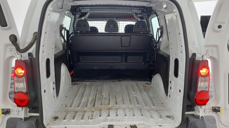 Citroën Berlingo Cabine Approfondie 1.6 BlueHDi 100 BVM Confort App. XL - Image 07 (July 7, 2026)